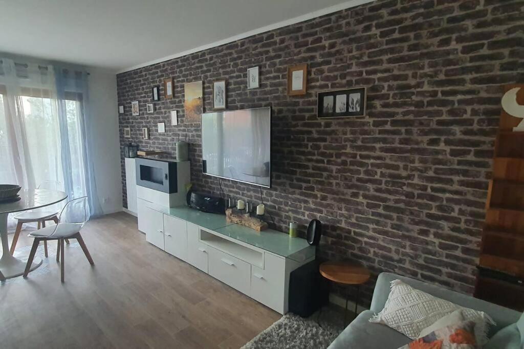 Appartement T3 A Saint-Denis ภายนอก รูปภาพ